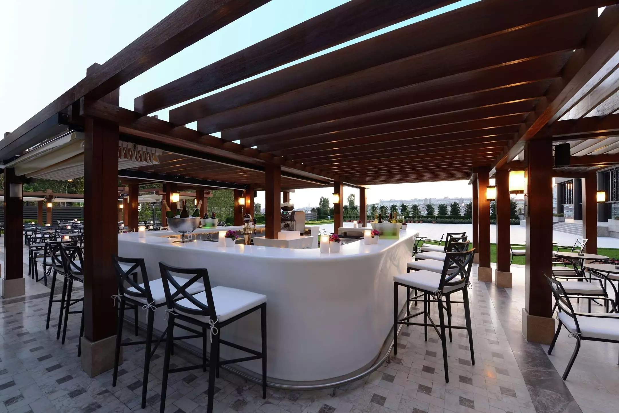 Alibaba https://cdn.alibaba.ir/ostorage/hotel-accommodation-images/687f8147a1e6f83605b78081_Istanbul-Hilton-Bomonti-0.webp