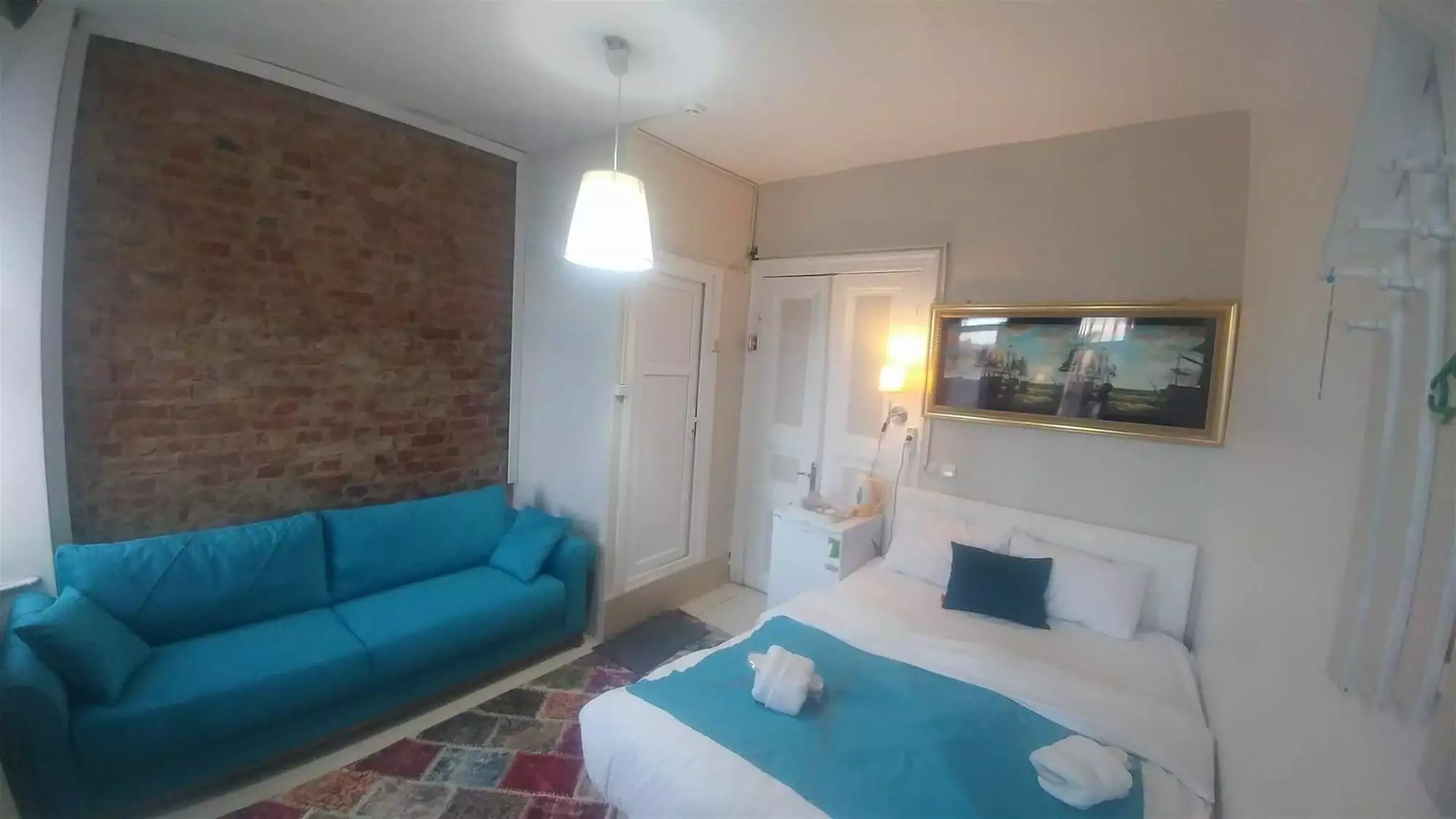 Alibaba https://cdn.alibaba.ir/ostorage/hotel-accommodation-images/687f829aa1e6f83605b78387_Istanbul-Taksim-Green-House-Hostel-0.webp