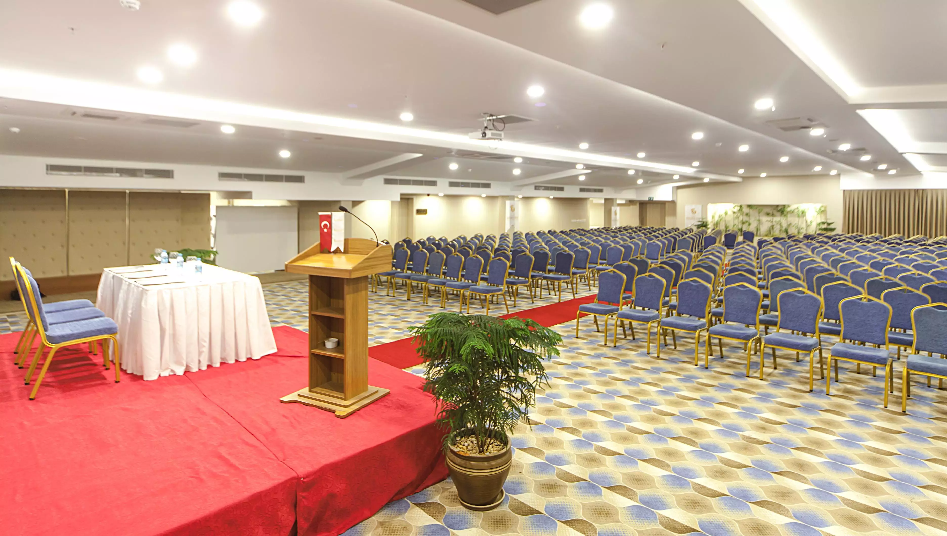 هتل Hotel Golden Way Giyimkent استانبول