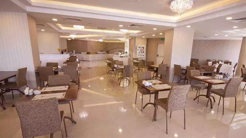 هتل Hotel Golden Way Giyimkent استانبول