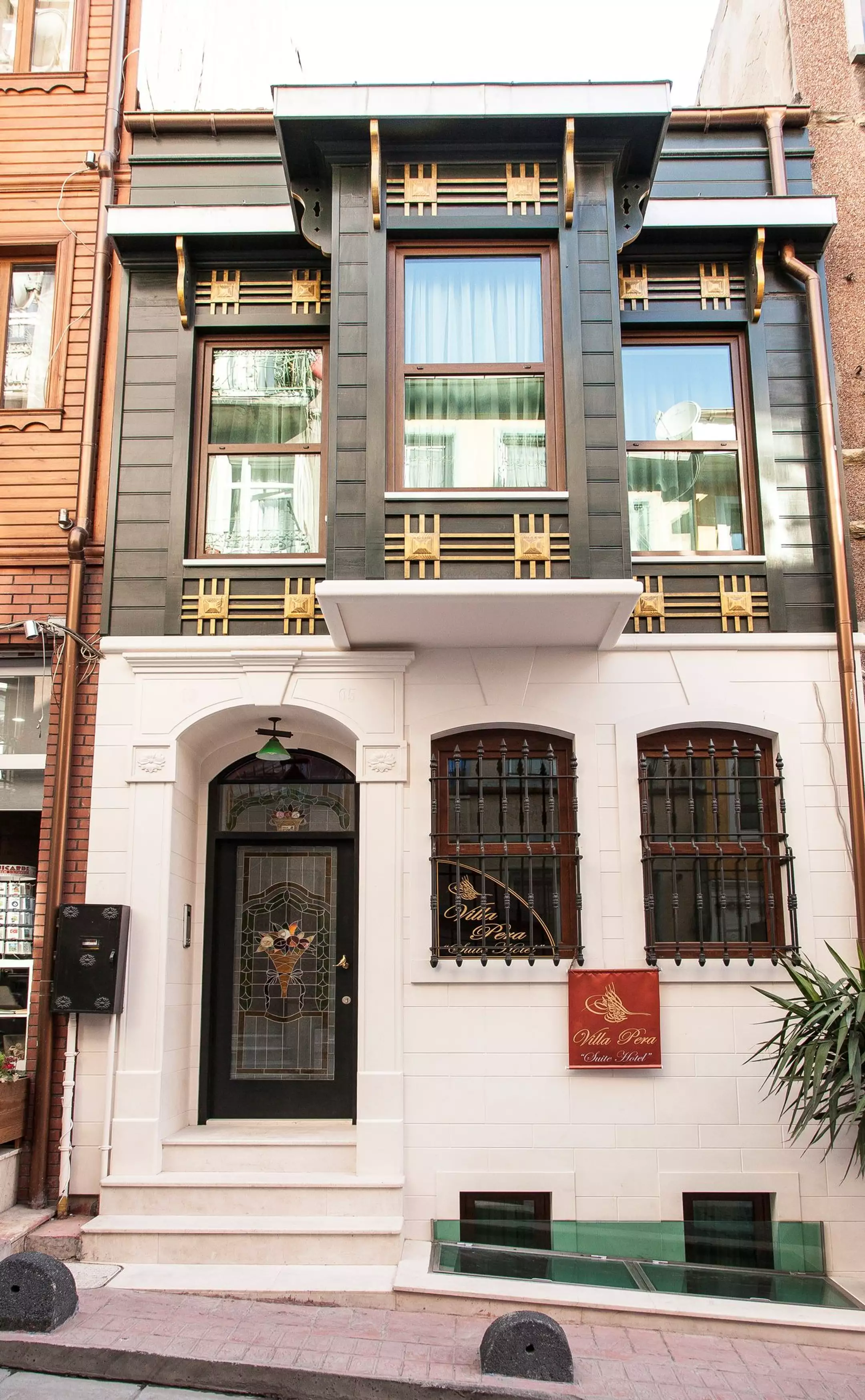 Alibaba https://cdn.alibaba.ir/ostorage/hotel-accommodation-images/687f877ba1e6f83605b78fc5_Istanbul-Villa-Pera-Suite-Hotel-0.webp