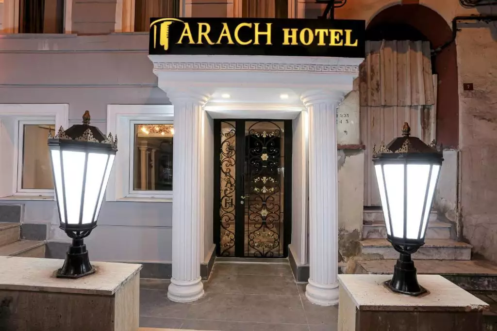 Alibaba https://cdn.alibaba.ir/ostorage/hotel-accommodation-images/687f8789a1e6f83605b78feb_Istanbul-Arach-Hotel-Harbiye-0.webp