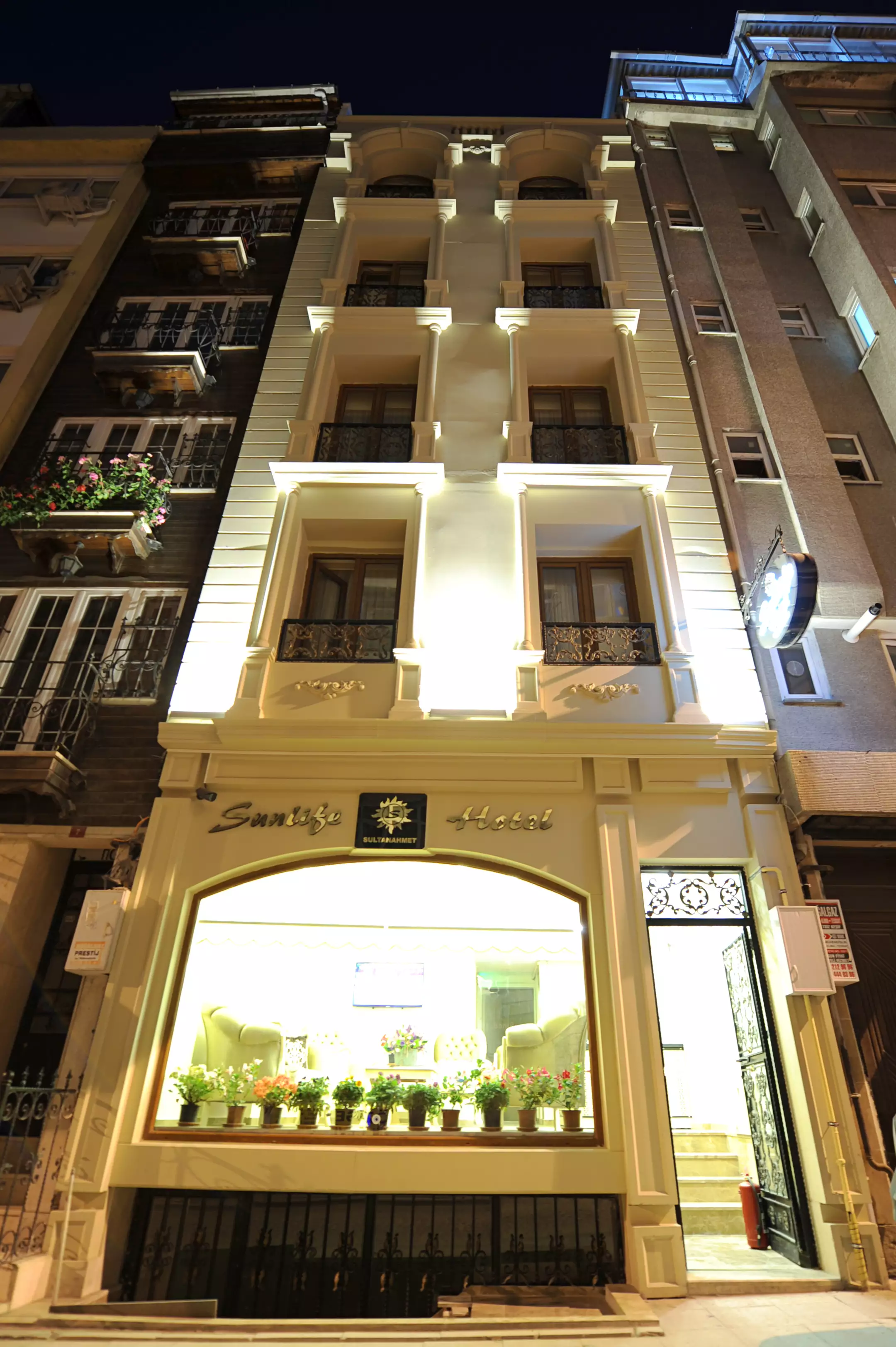 Alibaba https://cdn.alibaba.ir/ostorage/hotel-accommodation-images/687f8a07a1e6f83605b79625_Istanbul-Sunlife-Hotel-Old-City-0.webp