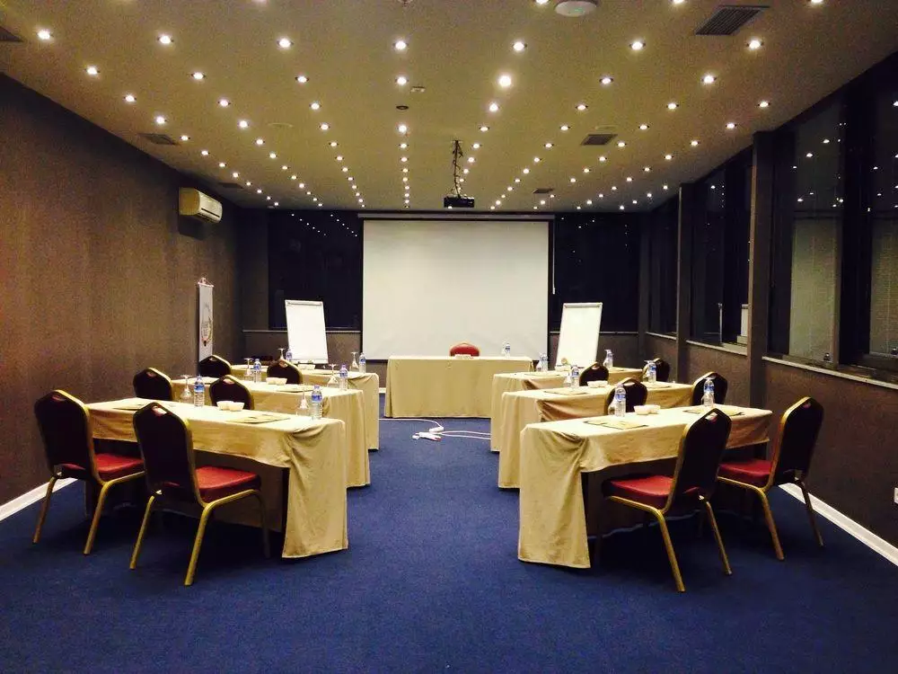 هتل آتاشهیر پالاس استانبول