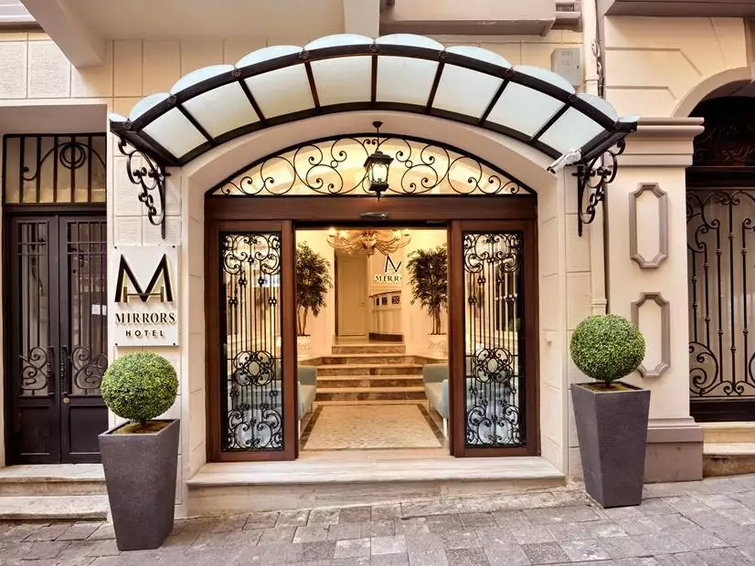 Alibaba https://cdn.alibaba.ir/ostorage/hotel-accommodation-images/687f9033a1e6f83605b7a4cb_Istanbul-Mirrors-Hotel-0.webp