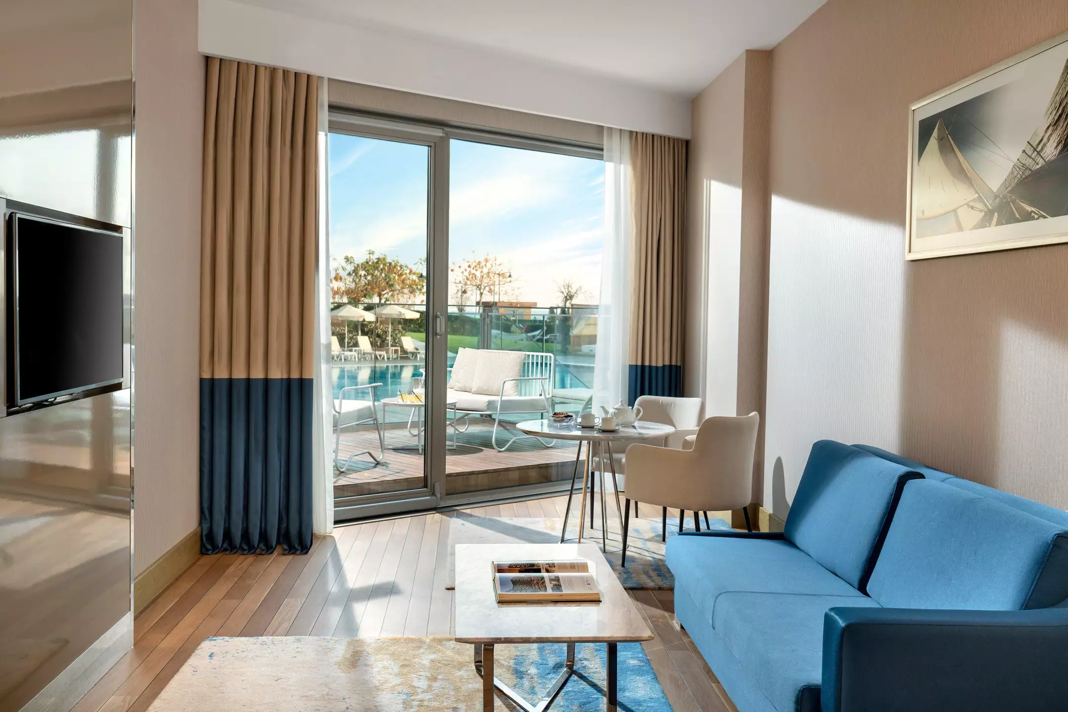 Alibaba https://cdn.alibaba.ir/ostorage/hotel-accommodation-images/687f9284a1e6f83605b7aad3_Istanbul-Crowne-Plaza-Istanbul-Florya-0.webp