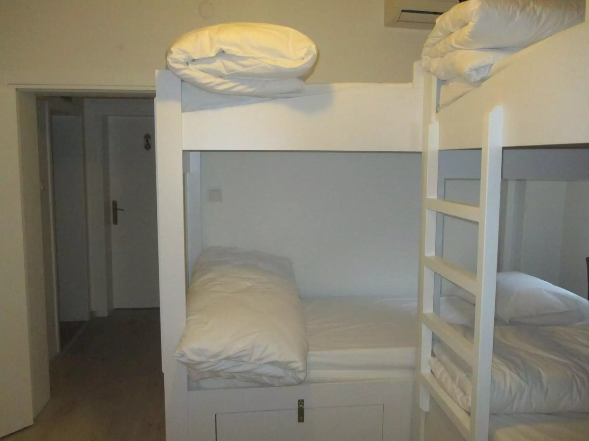 Alibaba https://cdn.alibaba.ir/ostorage/hotel-accommodation-images/687f954aa1e6f83605b7b0c0_Istanbul-Old-Mile-Suites-0.webp