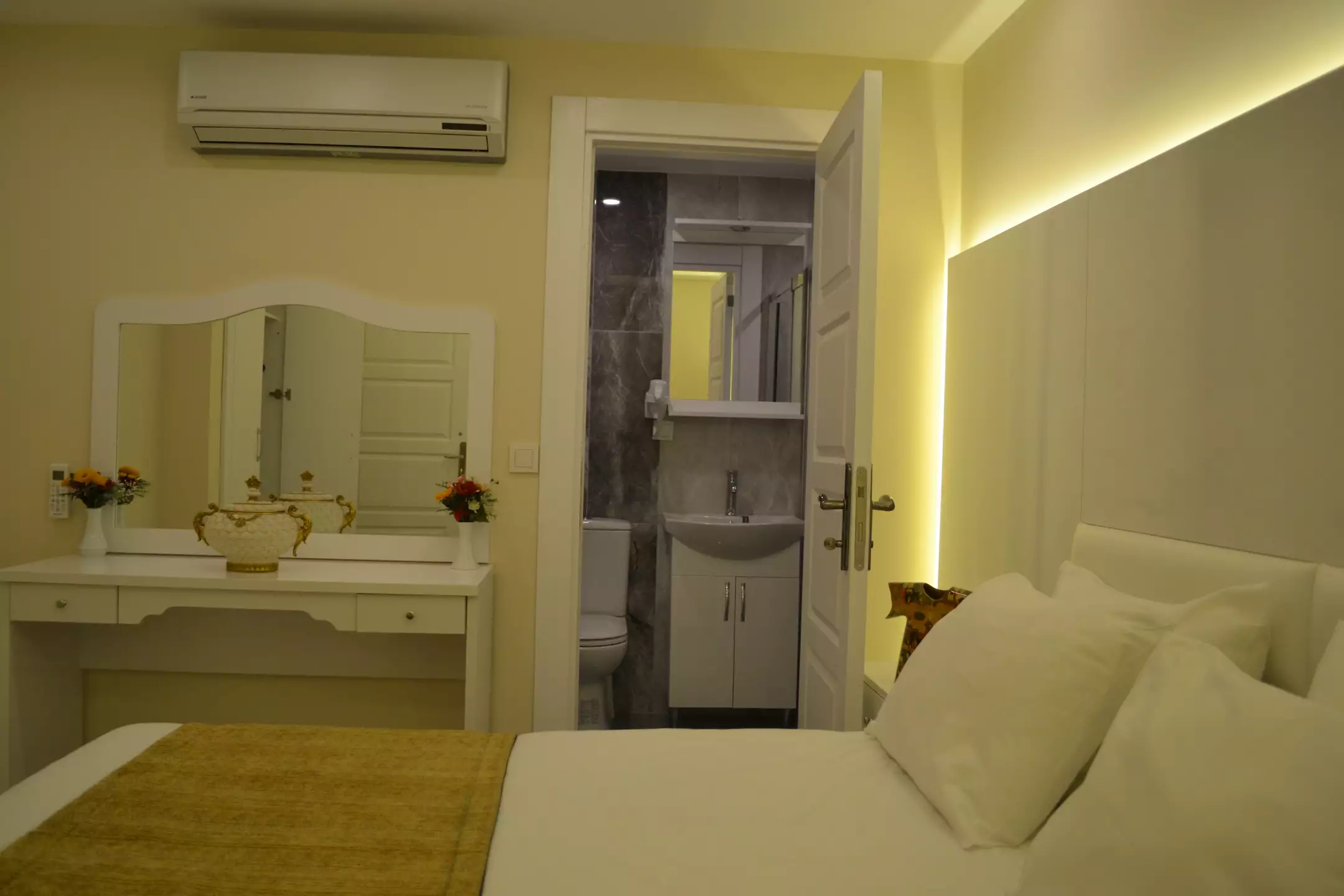 Alibaba https://cdn.alibaba.ir/ostorage/hotel-accommodation-images/687f9838a1e6f83605b7b570_Istanbul-Santa-Sophia-Hotel-0.webp