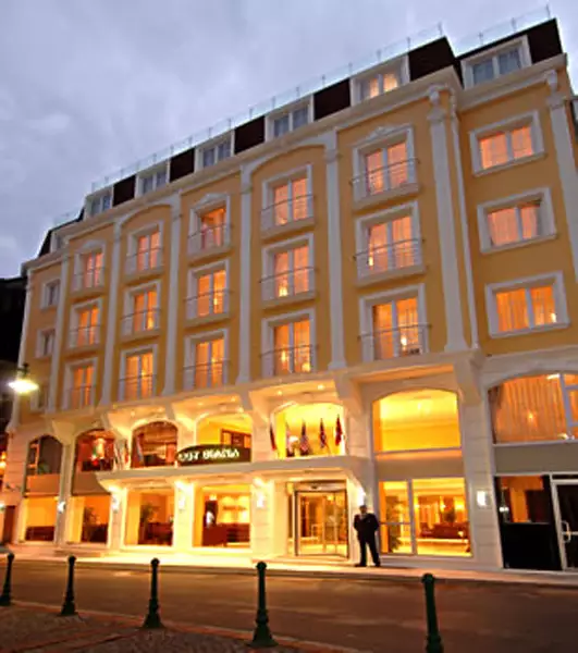 Alibaba https://cdn.alibaba.ir/ostorage/hotel-accommodation-images/687f9859a1e6f83605b7b5d6_Istanbul-Lady-Diana-0.webp