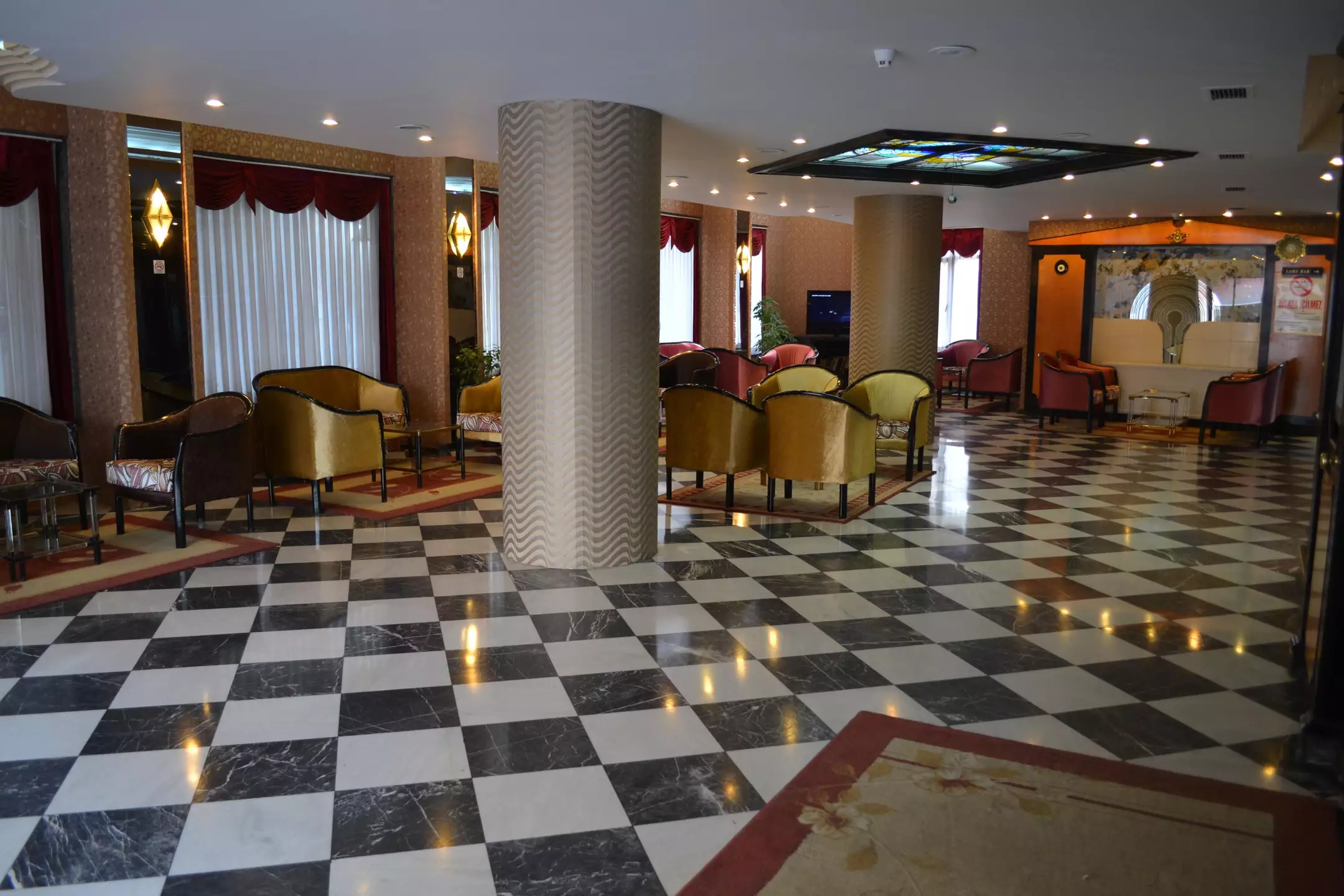 Alibaba https://cdn.alibaba.ir/ostorage/hotel-accommodation-images/687f9947a1e6f83605b7b7b4_Istanbul-Tayhan-Hotel-0.webp