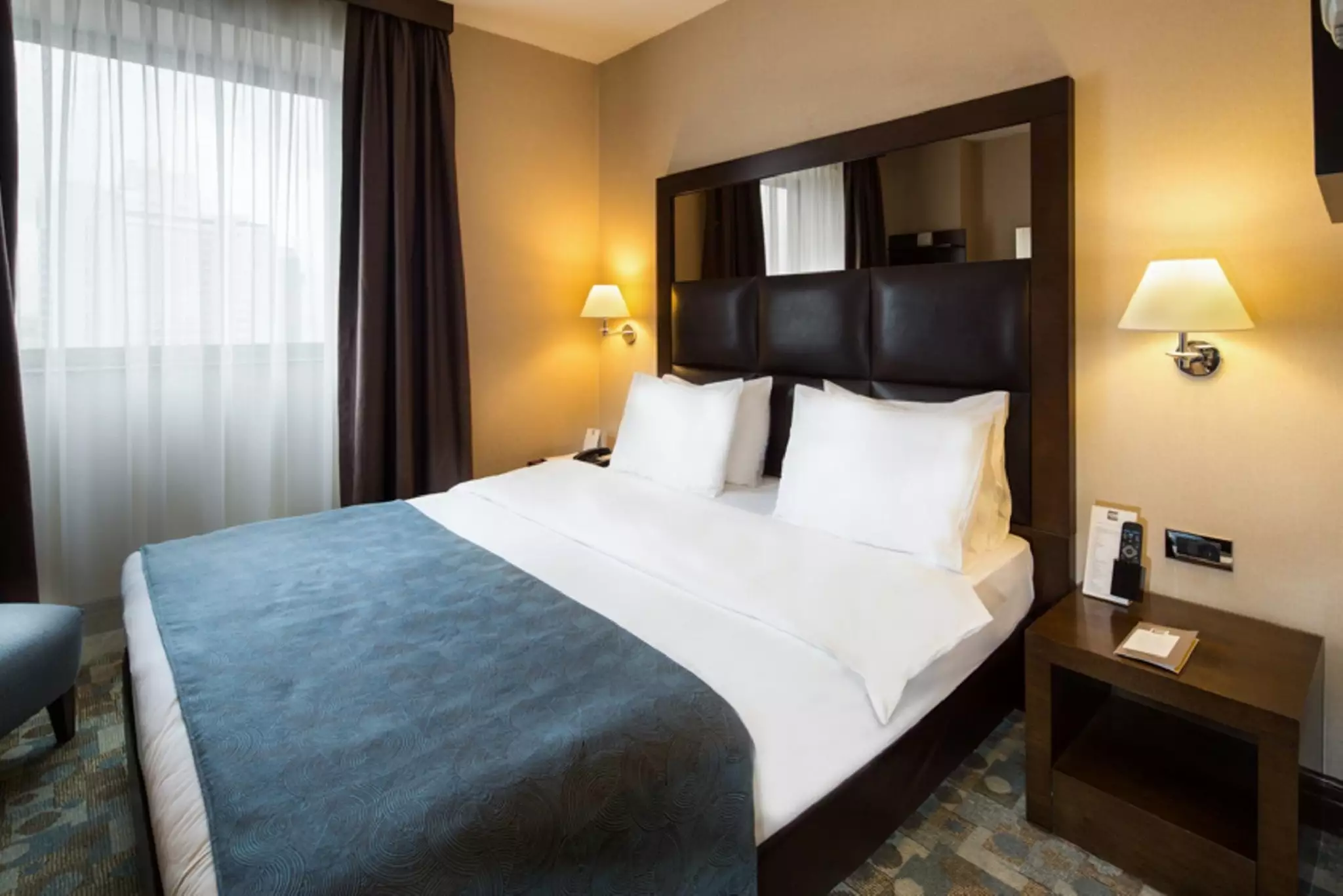 Alibaba https://cdn.alibaba.ir/ostorage/hotel-accommodation-images/687f99f5a1e6f83605b7b977_Istanbul-Midtown-0.webp