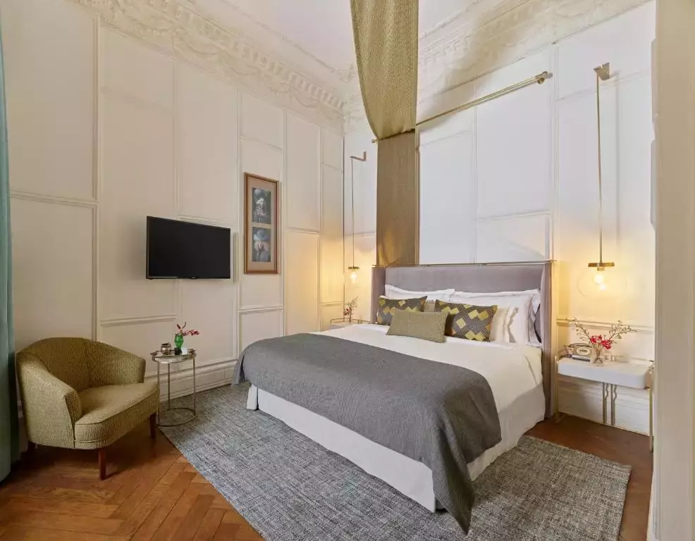Alibaba https://cdn.alibaba.ir/ostorage/hotel-accommodation-images/687f9bb5a1e6f83605b7bd2d_Istanbul-Mr-Cas-Hotels--Special-Category-0.webp