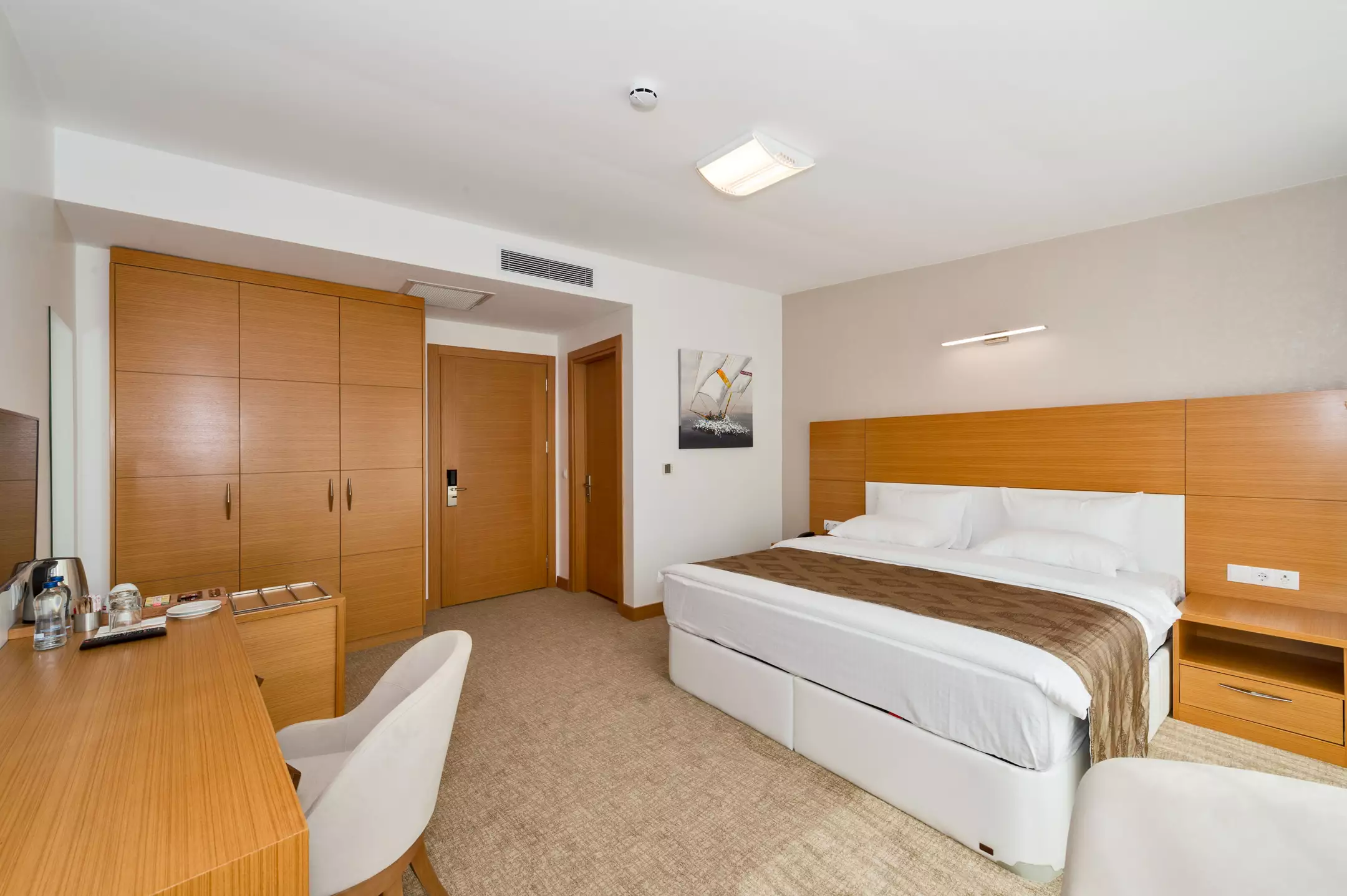 Alibaba https://cdn.alibaba.ir/ostorage/hotel-accommodation-images/687f9c96a1e6f83605b7bf2a_Istanbul-Mien-Suites-Istanbul-0.webp