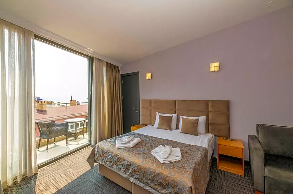 Alibaba https://cdn.alibaba.ir/ostorage/hotel-accommodation-images/687f9d8da1e6f83605b7c169_Istanbul-Hotel-V-Plus-Taksim-0.webp