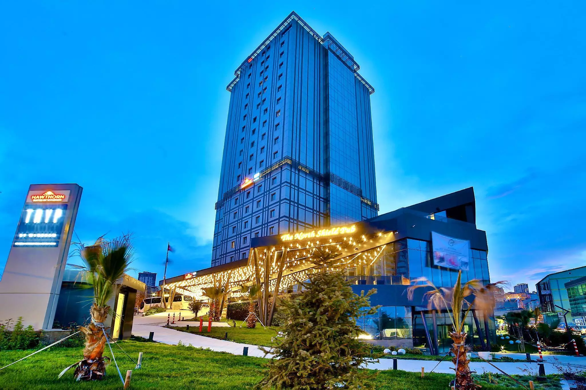 Alibaba https://cdn.alibaba.ir/ostorage/hotel-accommodation-images/687f9e36a1e6f83605b7c2b7_Istanbul-TRYP-by-Wyndham-Istanbul-Airport-0.webp