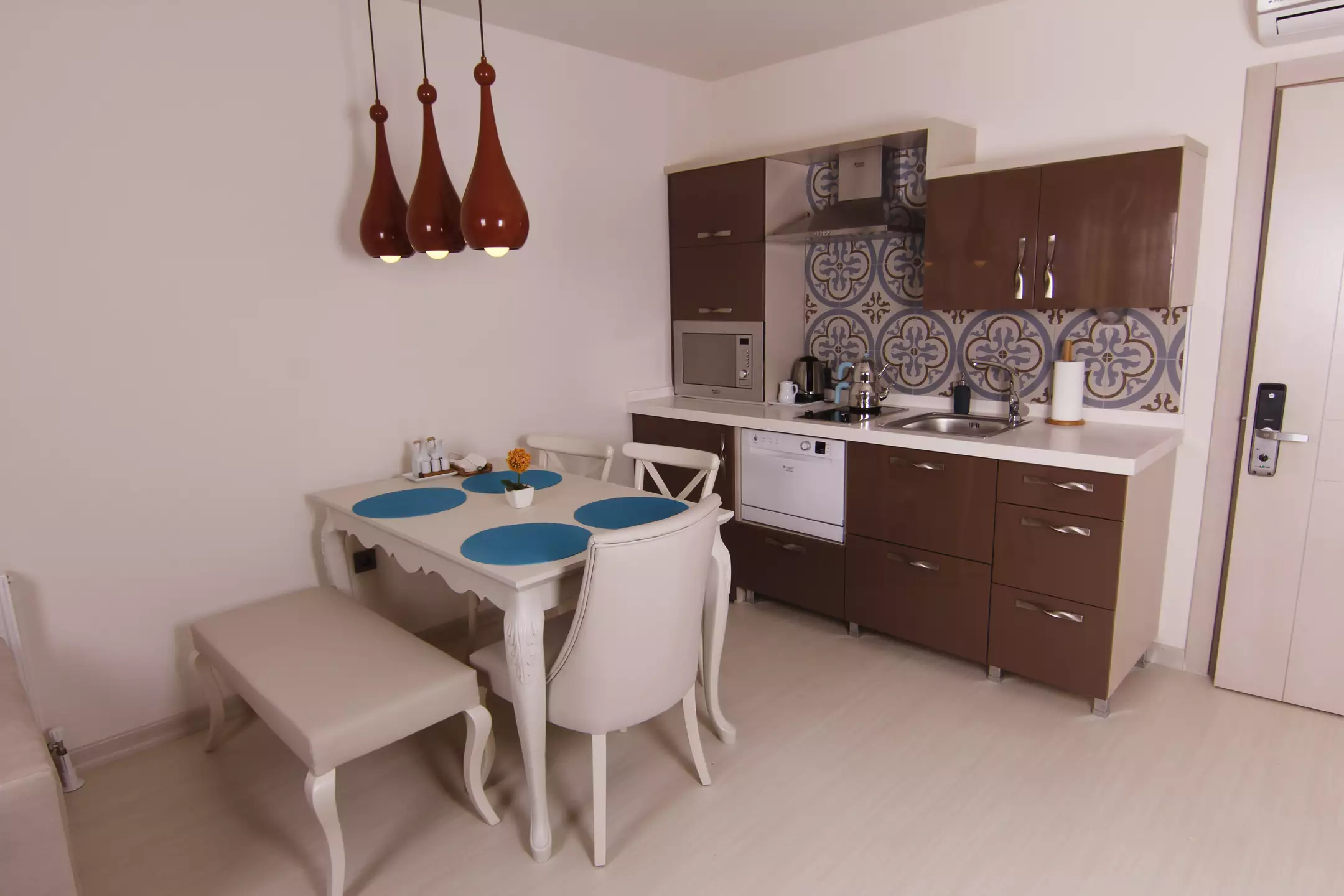 هتل Zin D Home Cekmekoy استانبول