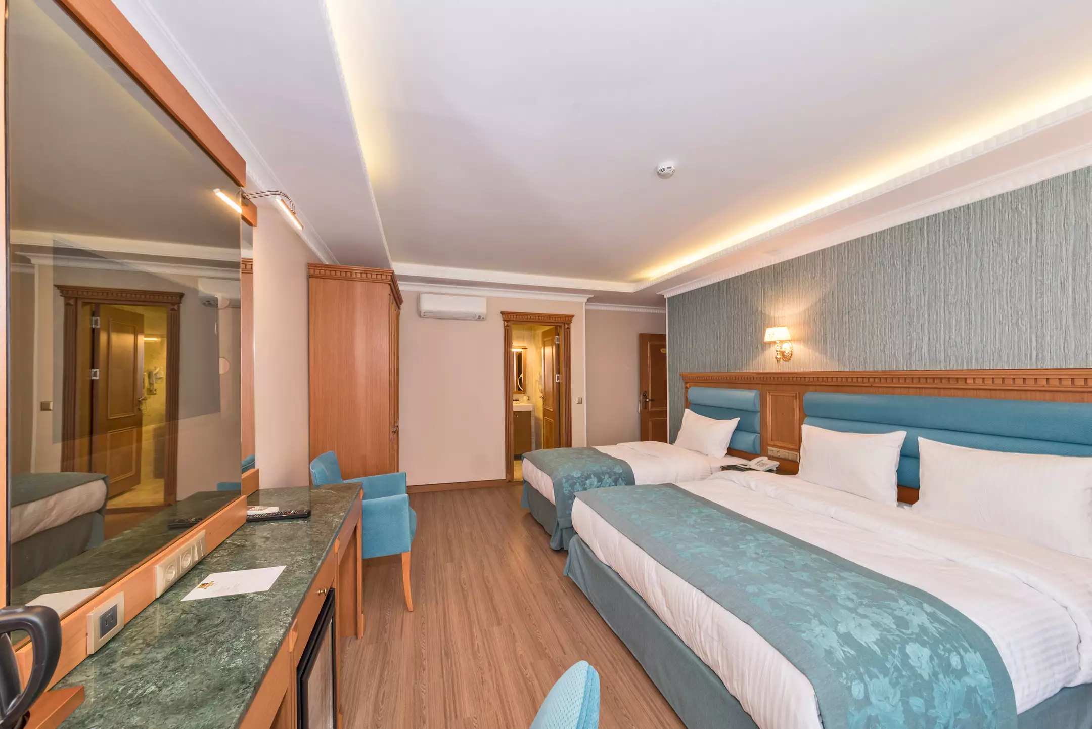 Alibaba https://cdn.alibaba.ir/ostorage/hotel-accommodation-images/687f9f8ca1e6f83605b7c54b_Istanbul-Magnaura-House-0.webp