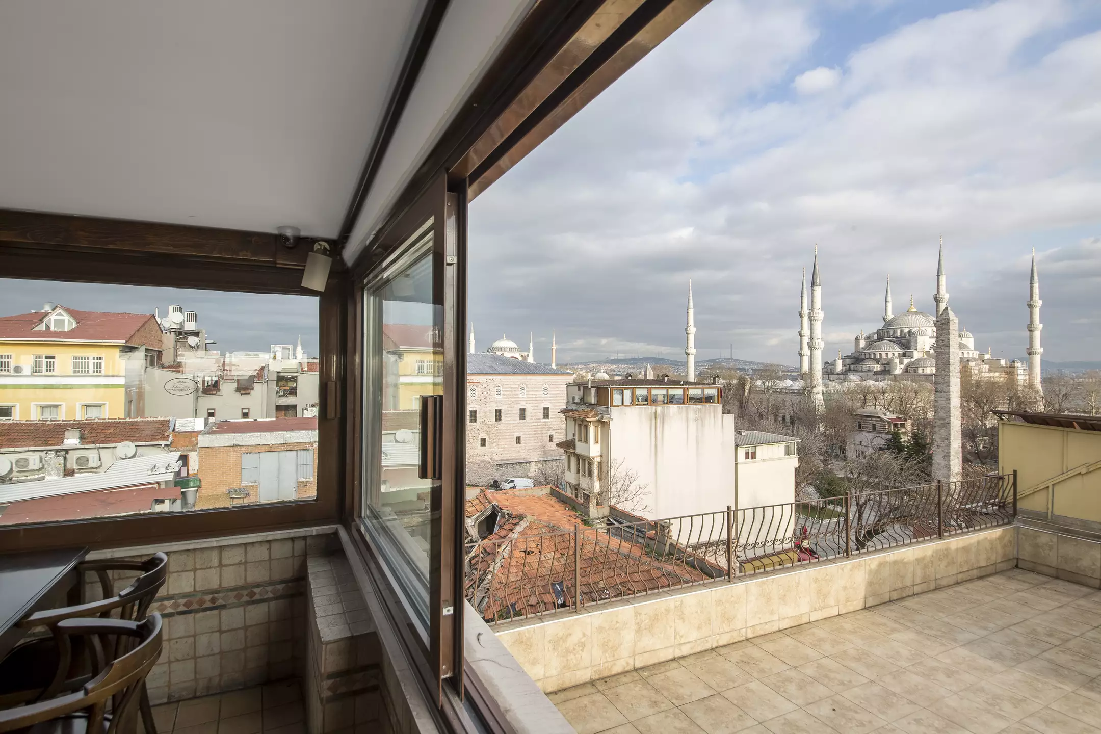 Alibaba https://cdn.alibaba.ir/ostorage/hotel-accommodation-images/687fa0c8a1e6f83605b7c804_Istanbul-Hotel-Fehmi-Bey-0.webp