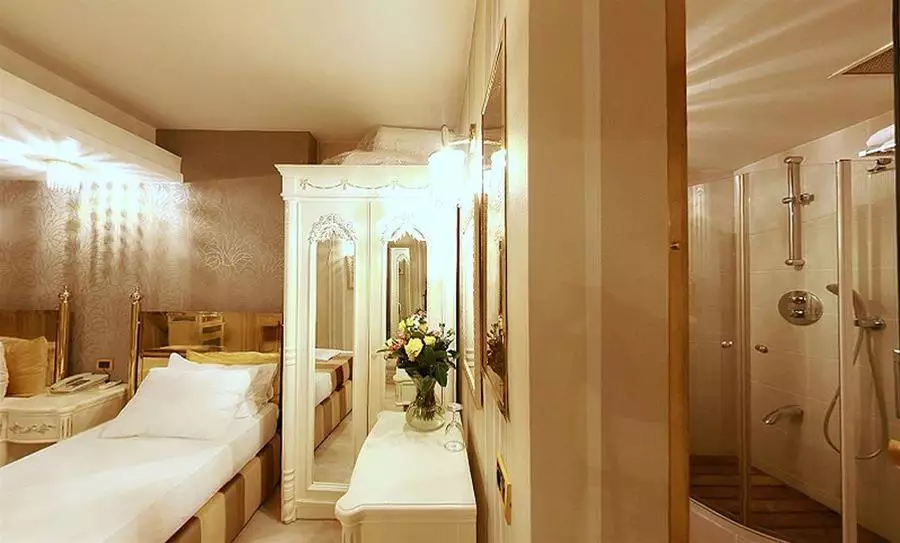 هتل Hotel Eterno استانبول