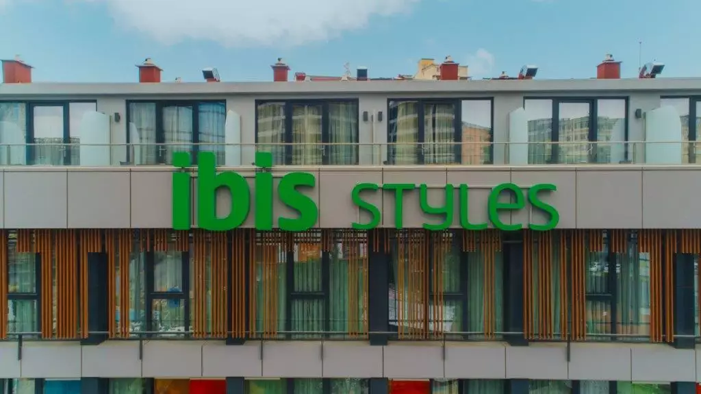 Alibaba https://cdn.alibaba.ir/ostorage/hotel-accommodation-images/687fa327a1e6f83605b7cd7c_Istanbul-Ibis-Styles-Istanbul-Bomonti-Hotel-0.webp