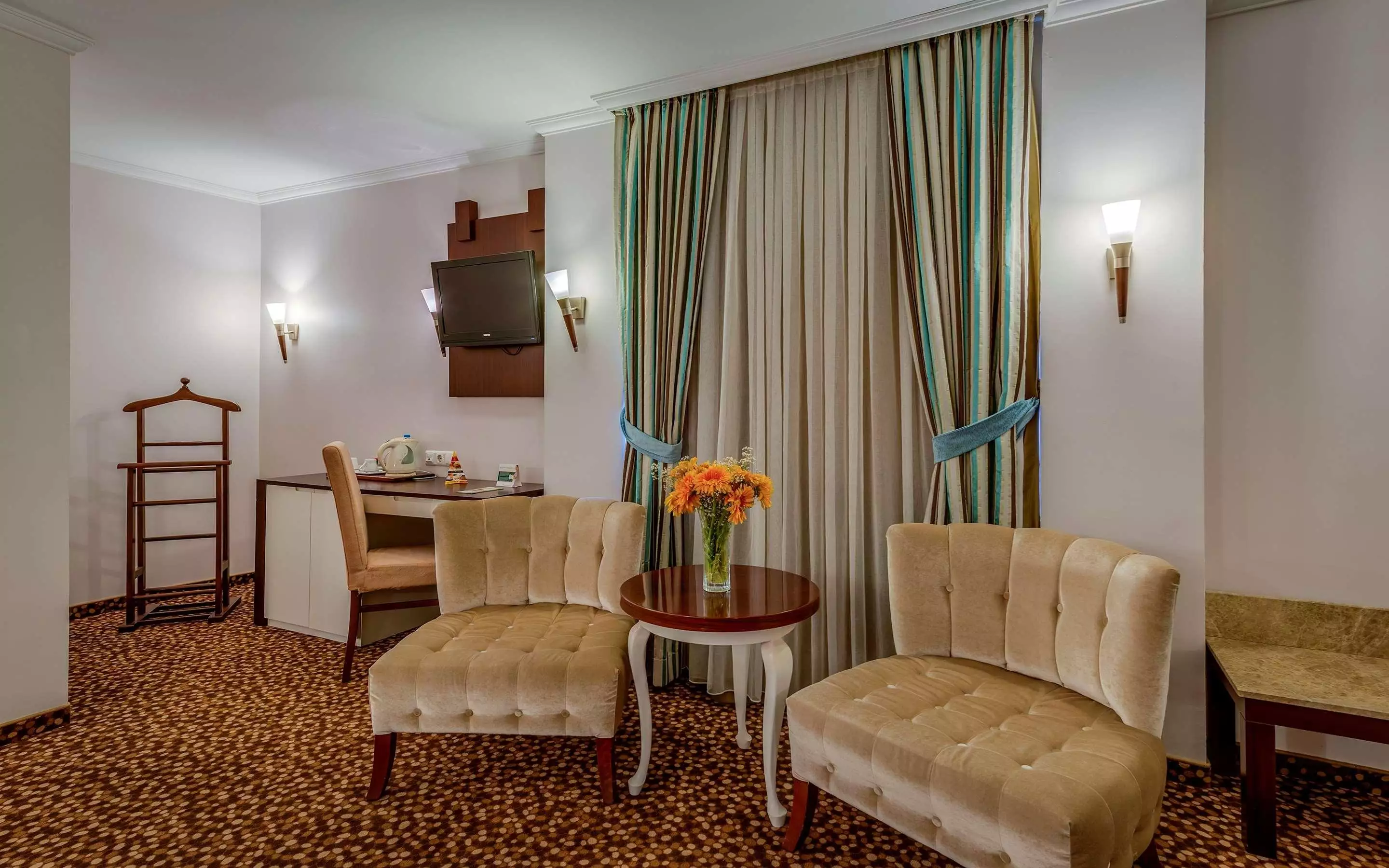 هتل بست وسترن پلاس خان آنتالیا