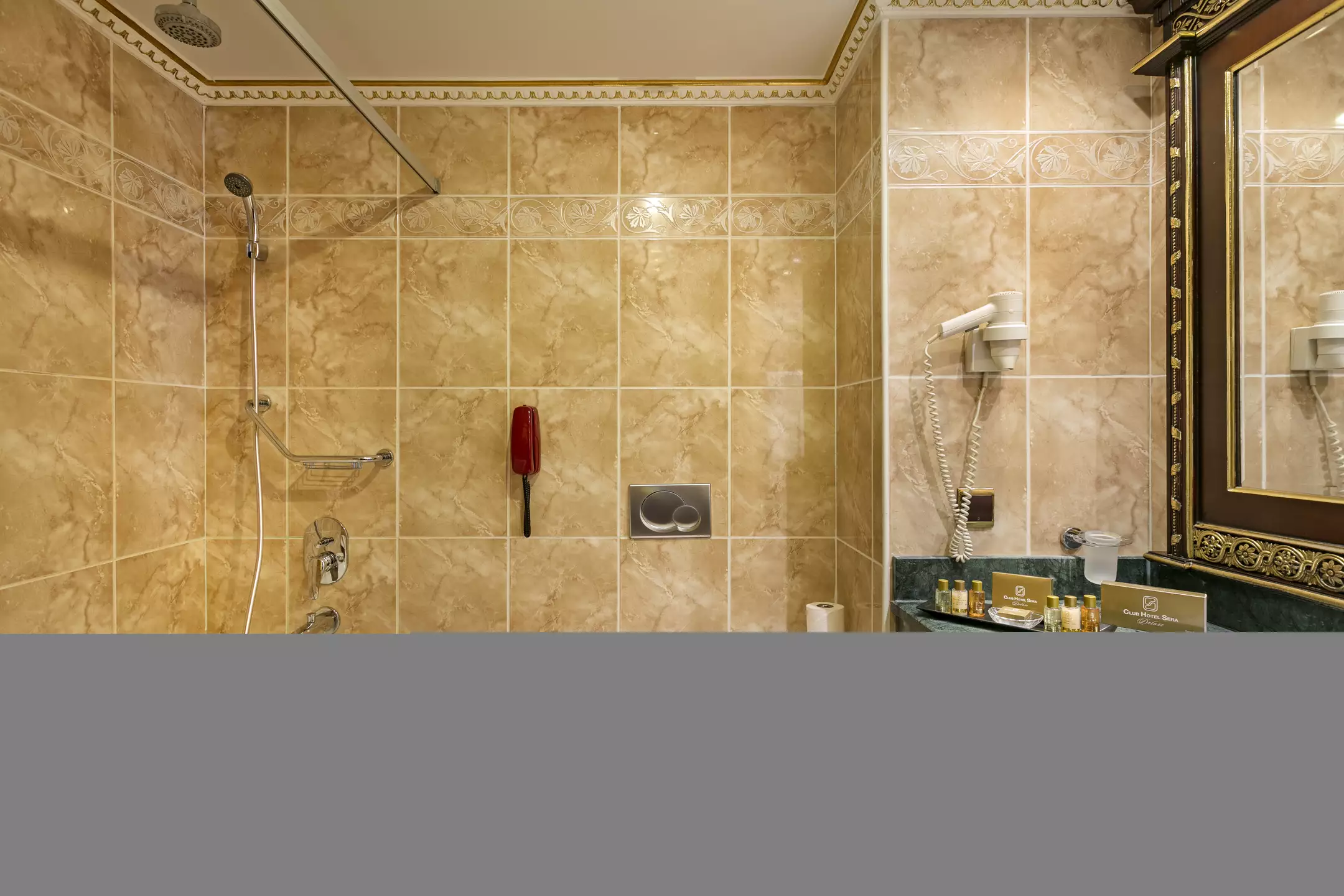 هتل کلاب سرا آنتالیا