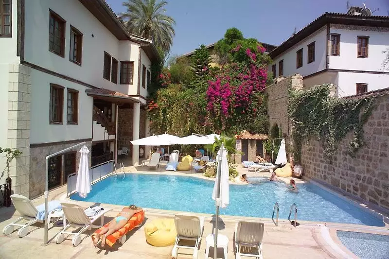 هتل دوگان آنتالیا