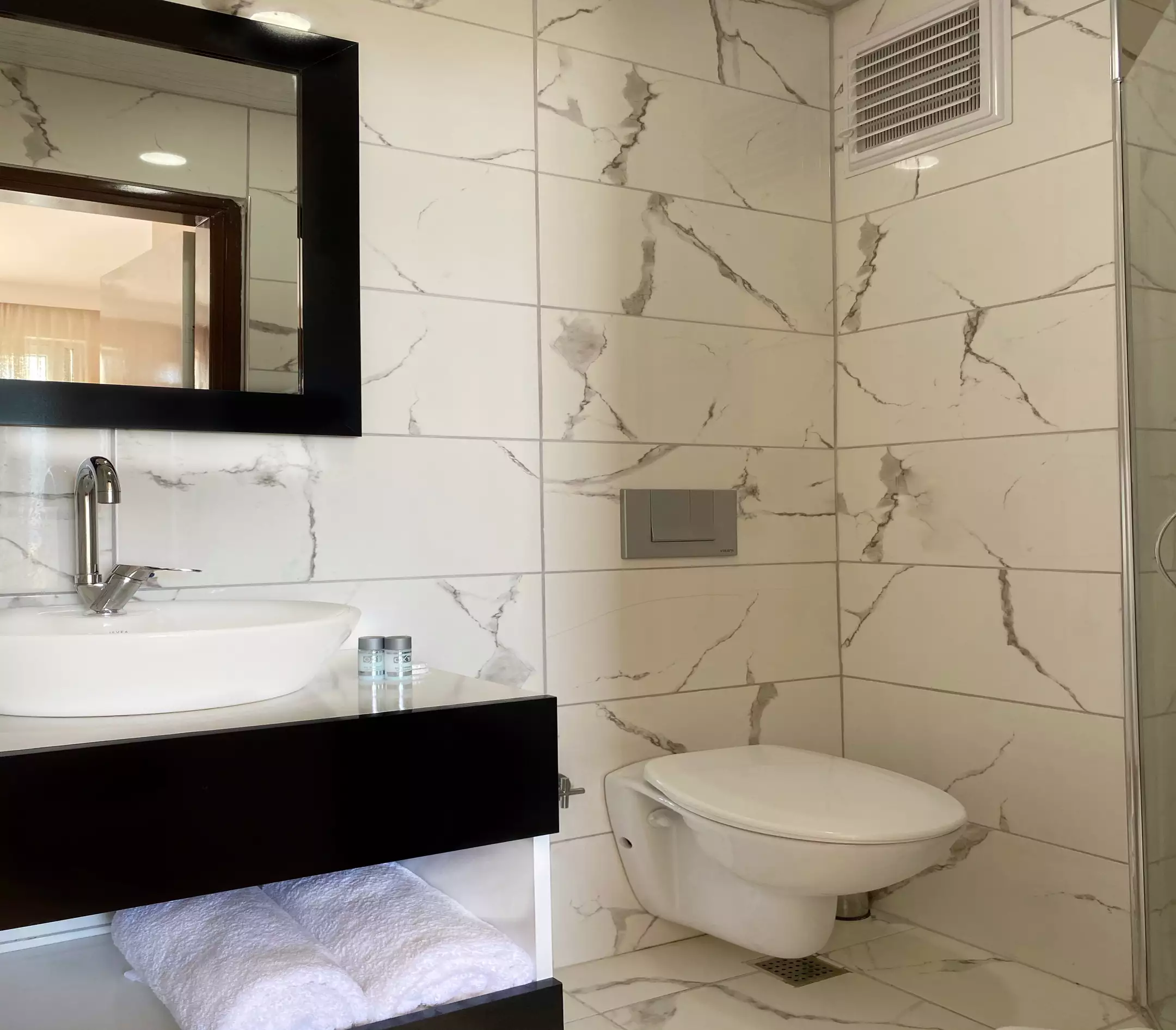 هتل Royal Colours Hotel آنتالیا