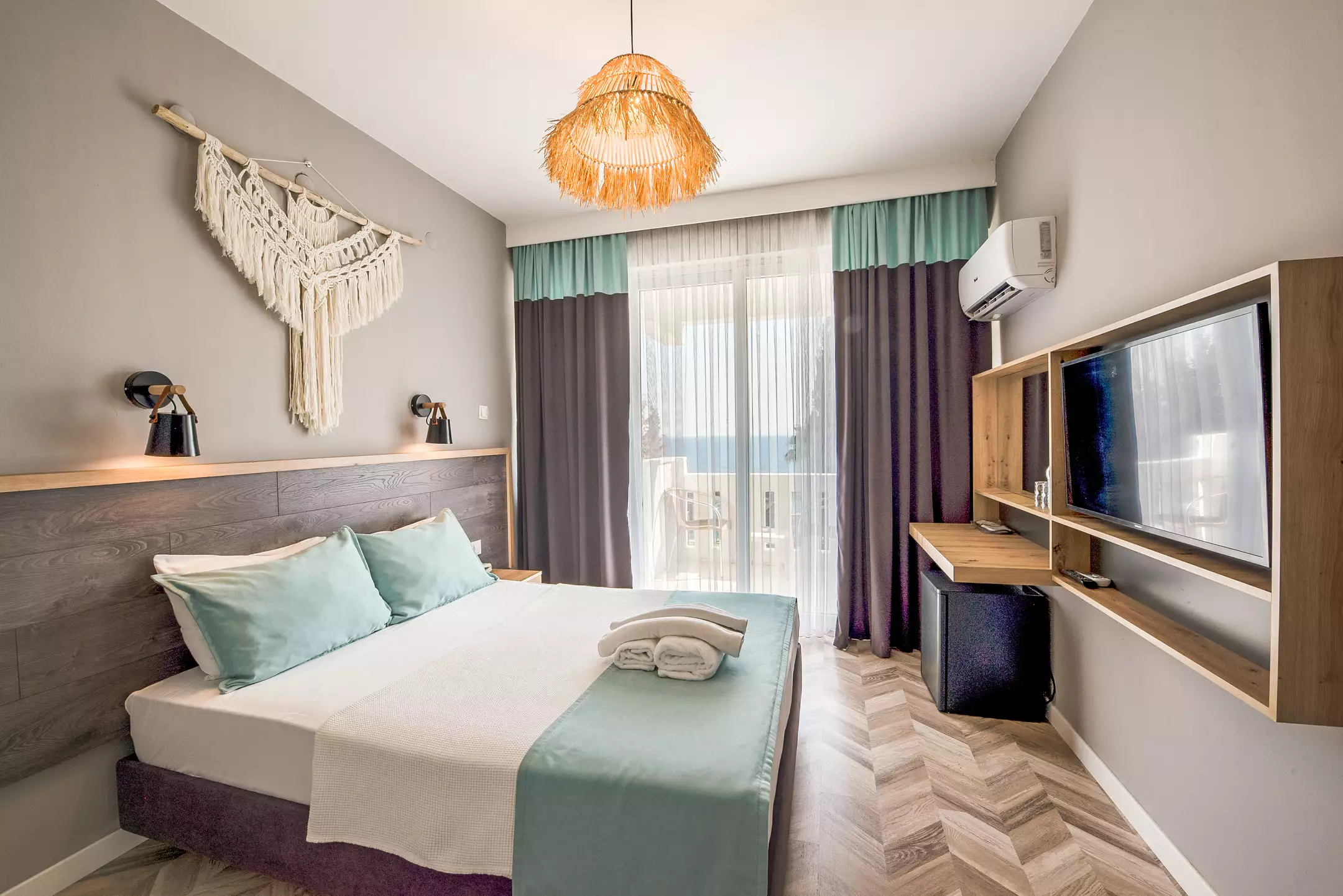 هتل Royal Colours Hotel آنتالیا
