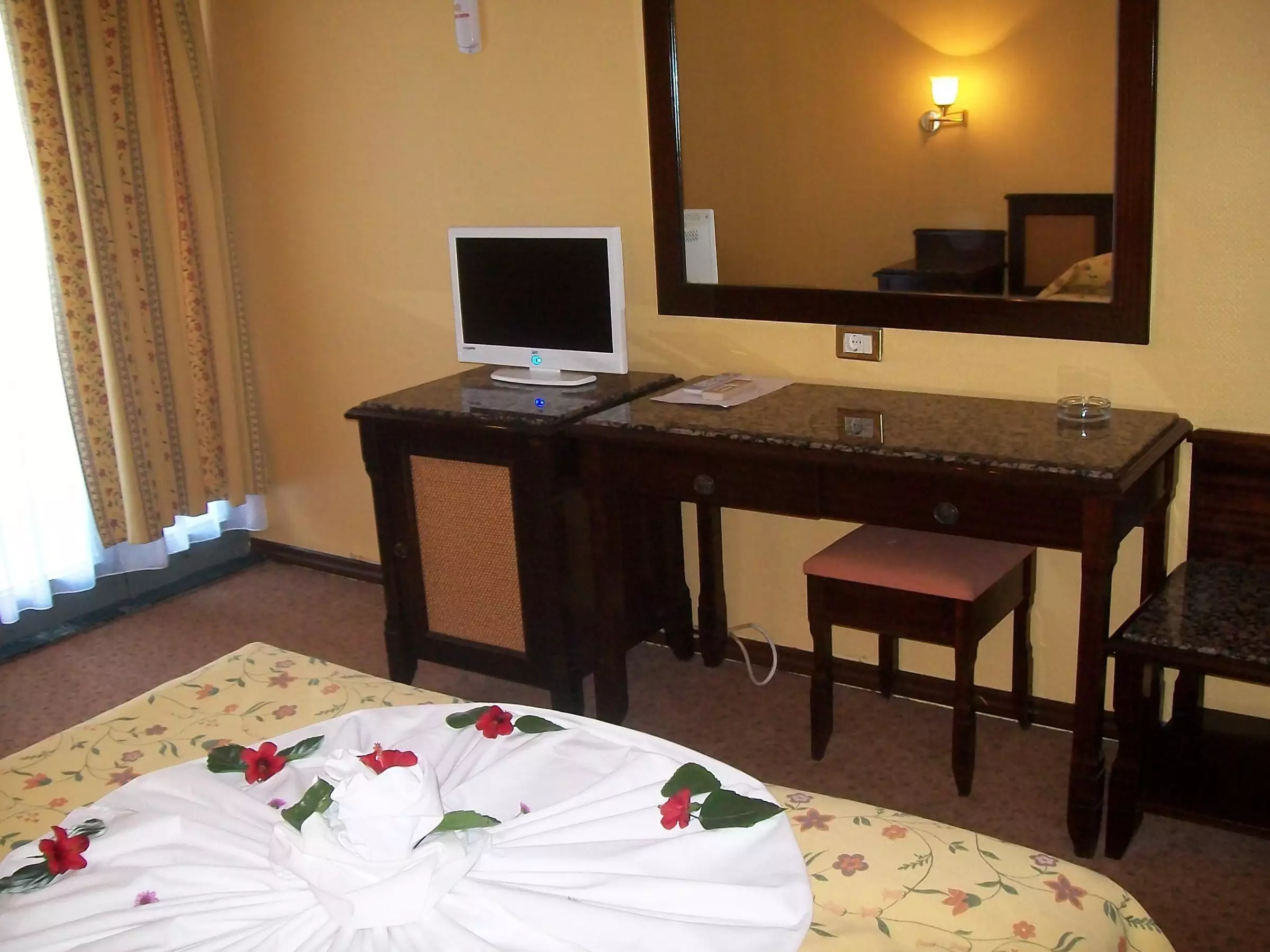 هتل Lara Park Hotel آنتالیا