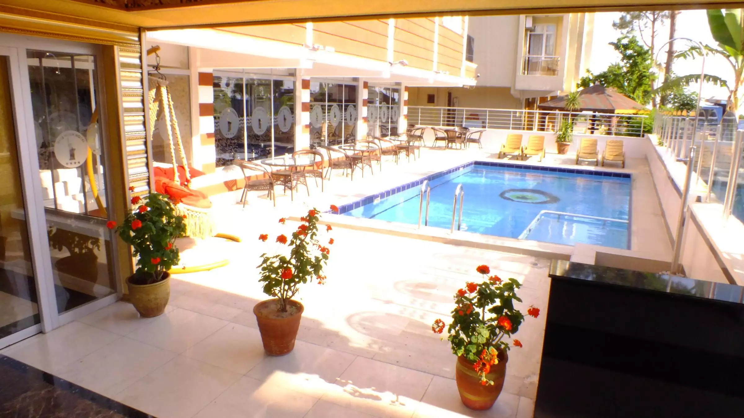 هتل اسپینا آنتالیا