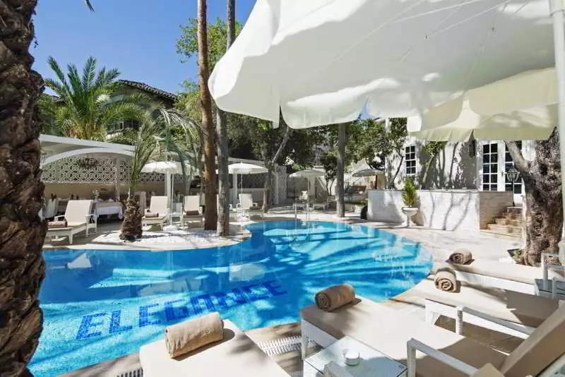 هتل الگانس ایست آنتالیا