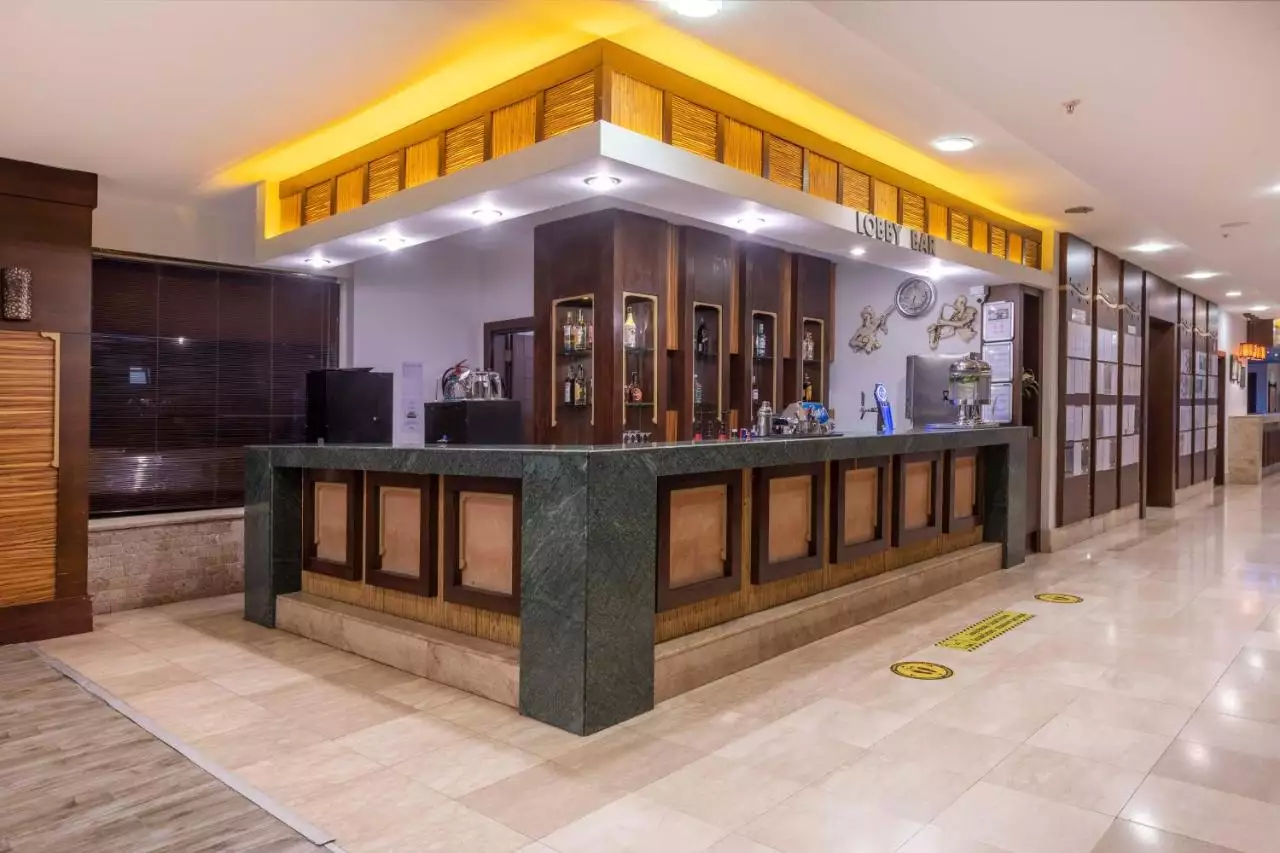 Alibaba https://cdn.alibaba.ir/ostorage/hotel-accommodation-images/6885ecb1ac13a7ed0d8565ae_Antalya-Armas-G-l-Beach-0.webp