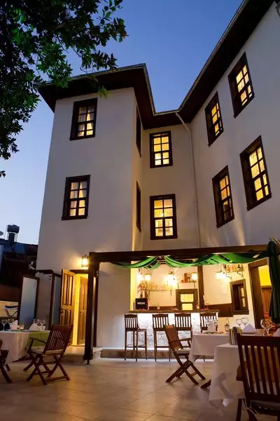 هتل دژاوو کالیچی آنتالیا