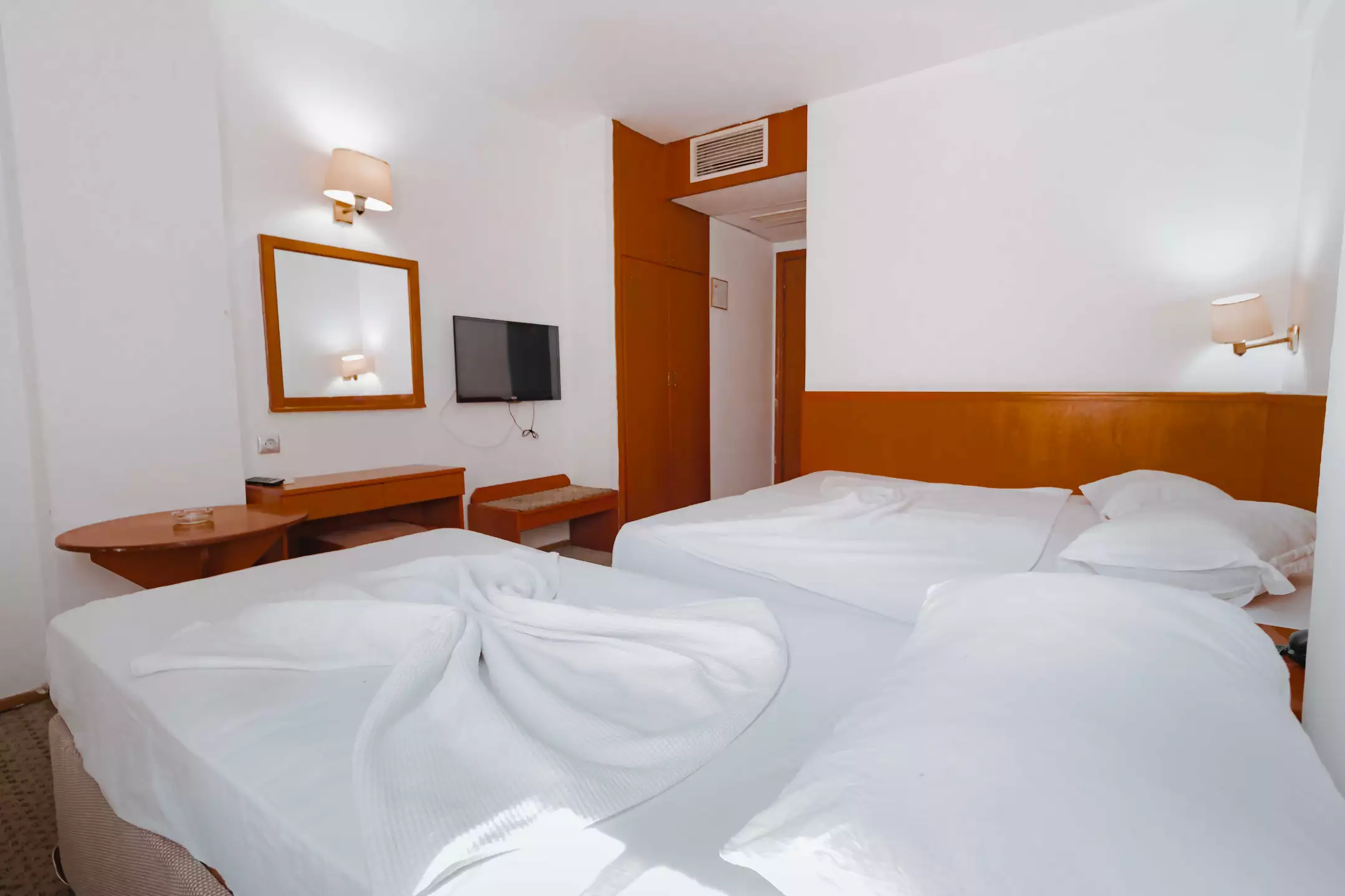 هتل Hotel Guleryuz آنتالیا