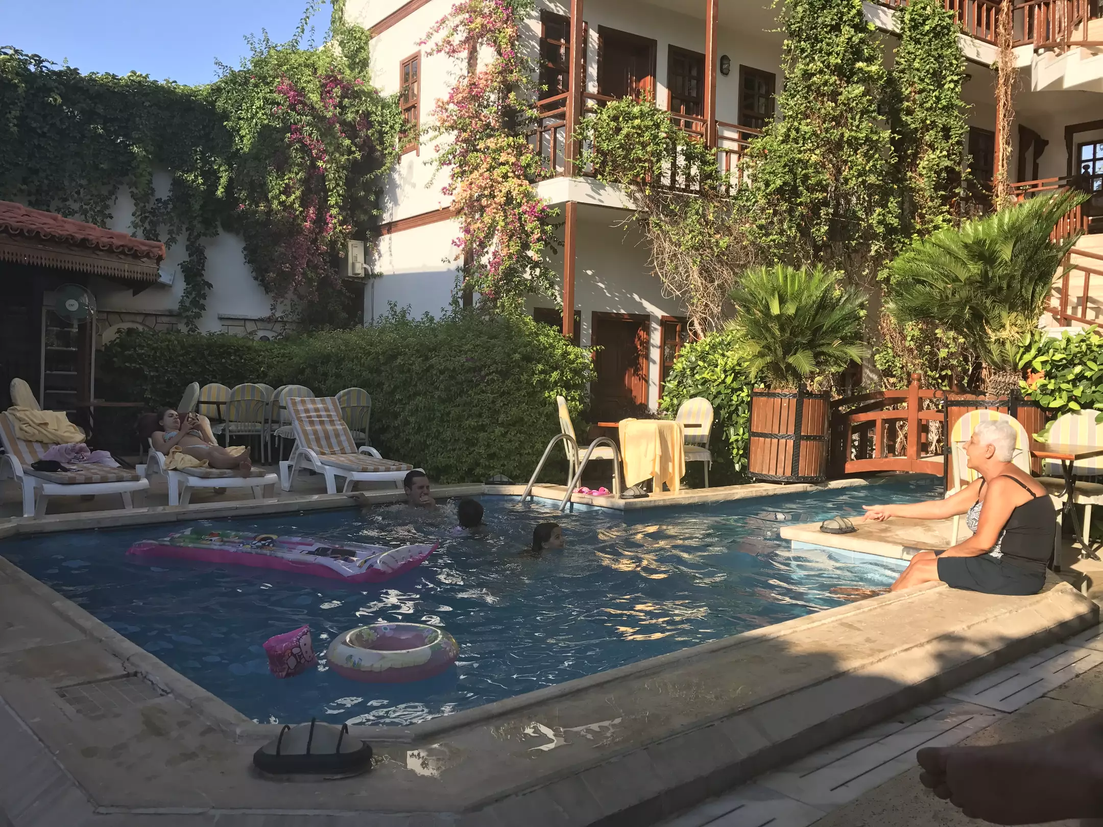 هتل کاریاتیت آنتالیا