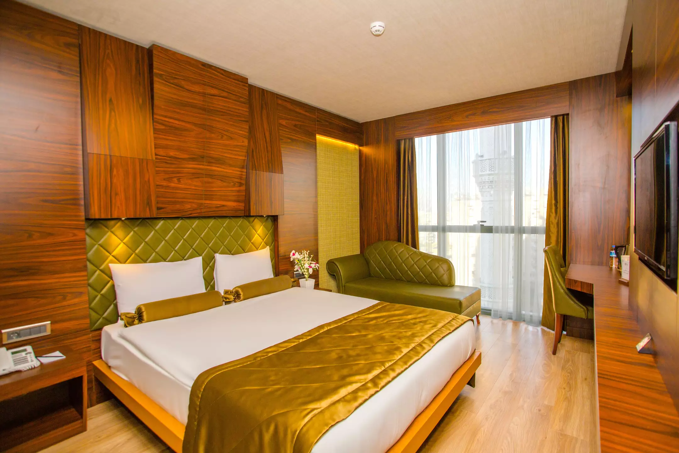 هتل الیت باساران بیزنس آنتالیا