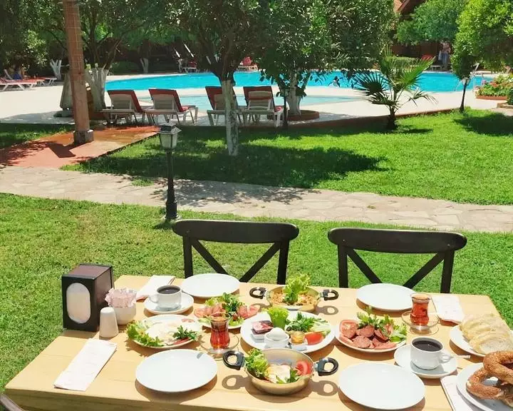 هتل وودلاین آنتالیا