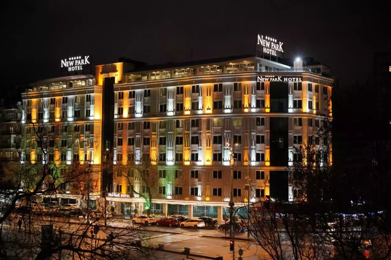 Alibaba https://cdn.alibaba.ir/ostorage/hotel-accommodation-images/6885f5c2ac13a7ed0d85744f_Ankara-New-Park-0.webp