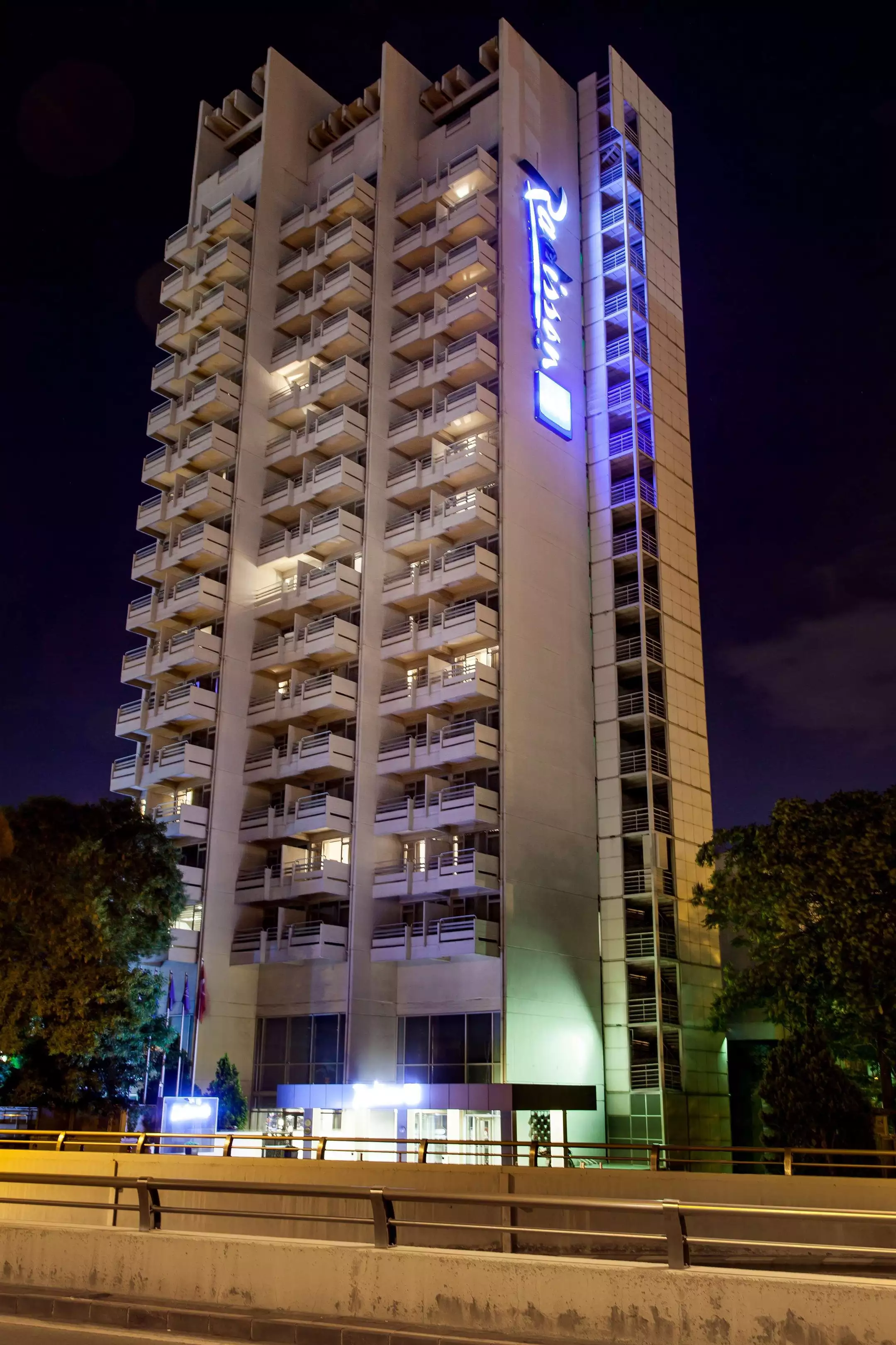 Alibaba https://cdn.alibaba.ir/ostorage/hotel-accommodation-images/6885f96eac13a7ed0d857b7d_Ankara-Radisson-Blu-Ankara-12.webp