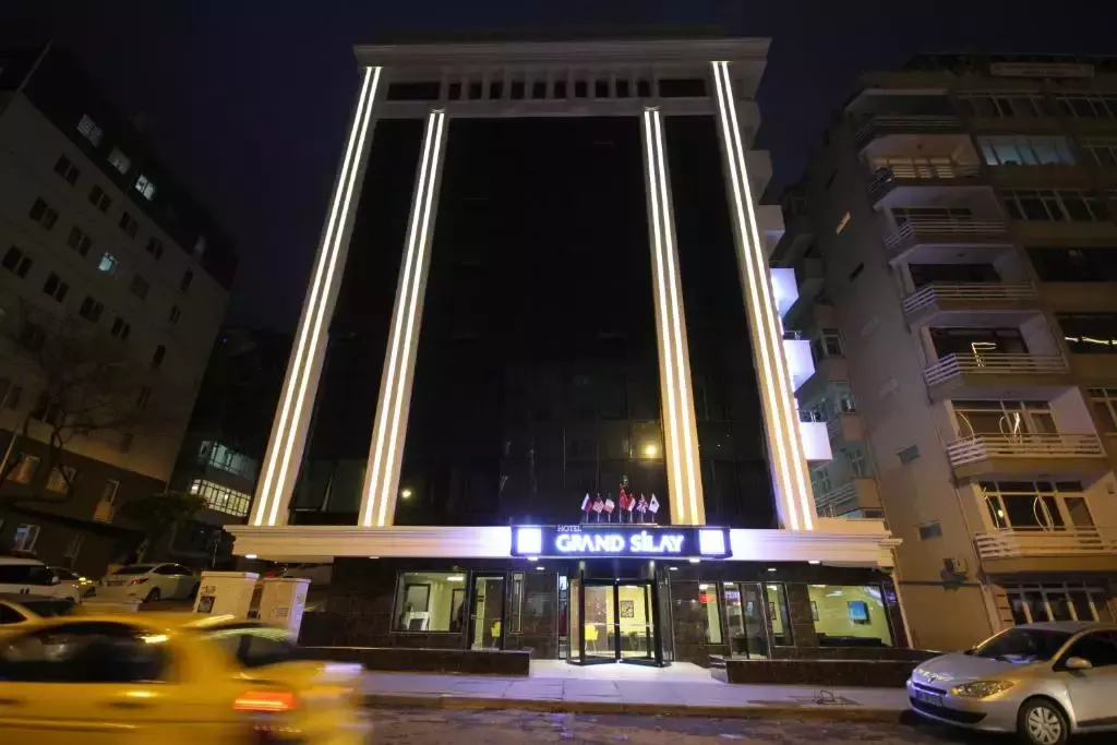 هتل گرند سیلای آنکارا