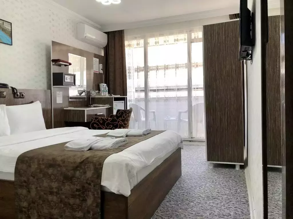 هتل فوات وان