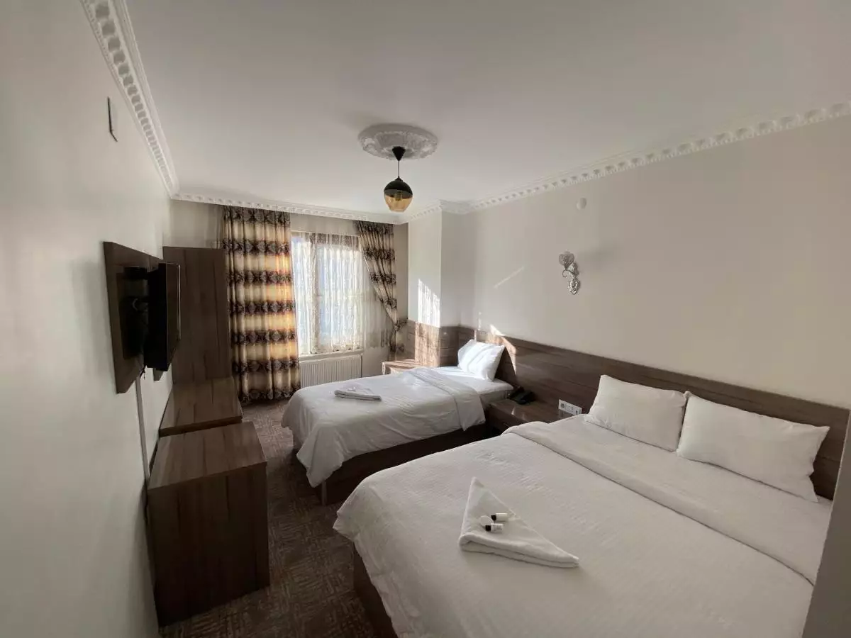 Alibaba https://cdn.alibaba.ir/ostorage/hotel-accommodation-images/6885fbc3ac13a7ed0d85810d_Van-Toprak-0.webp