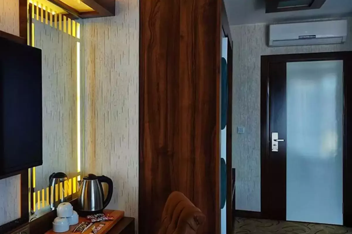 هتل مای دیلاکس وان