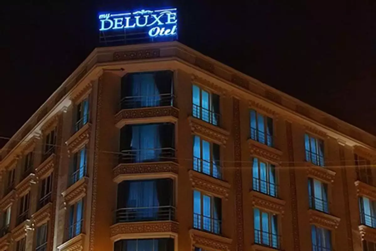 هتل مای دیلاکس وان