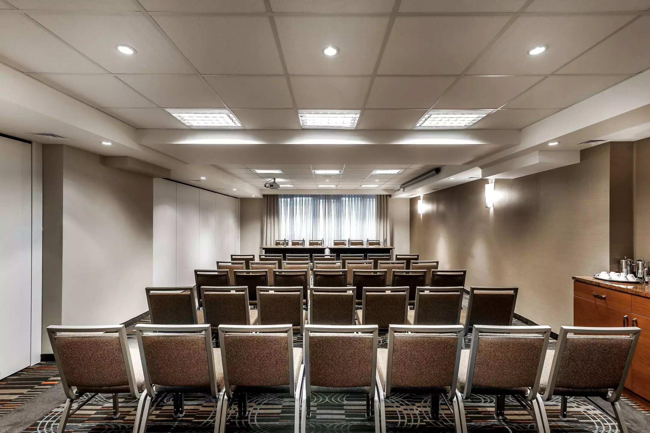 هتل ایروان پالاس ایروان