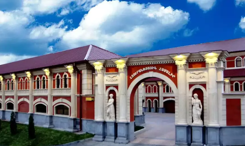 Alibaba https://cdn.alibaba.ir/ostorage/hotel-accommodation-images/6888a404ac13a7ed0d858606_Yerevan-Hotel-Roma--Tours-0.webp