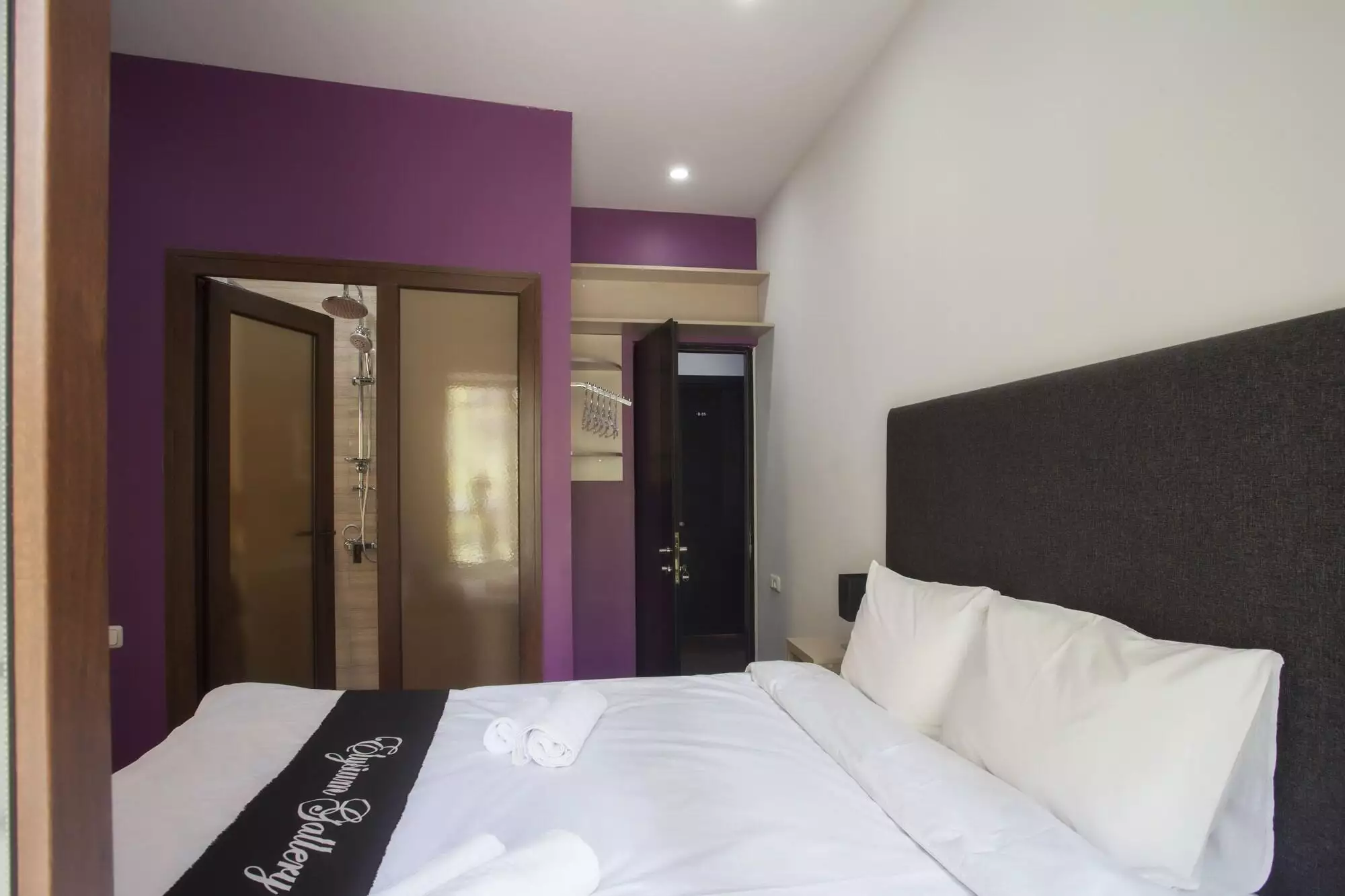 Alibaba https://cdn.alibaba.ir/ostorage/hotel-accommodation-images/6888a449ac13a7ed0d8586d1_Yerevan-Elysium-Gallery-Hotel-0.webp