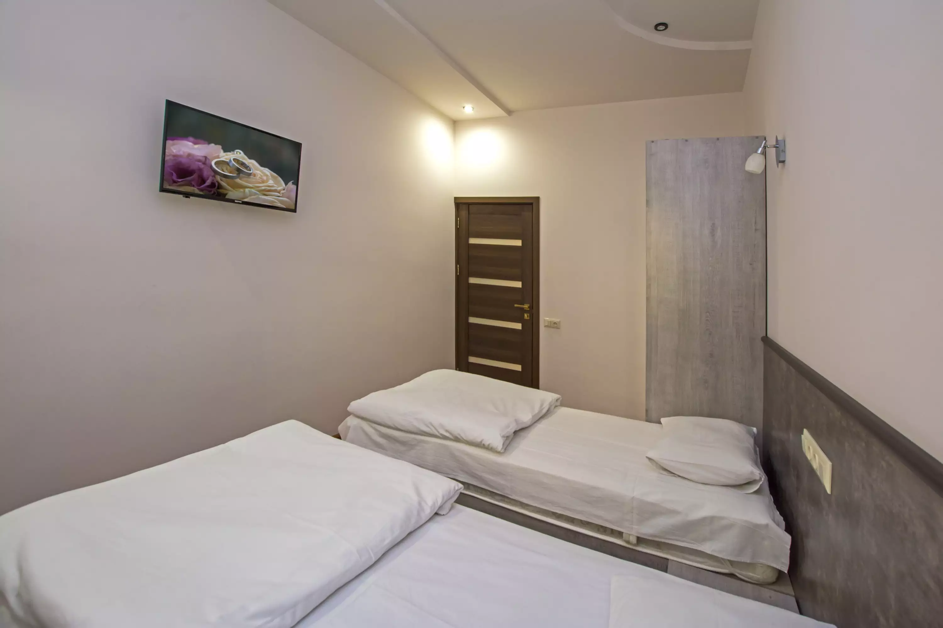 هتل Mini Hotel Yerevan ایروان