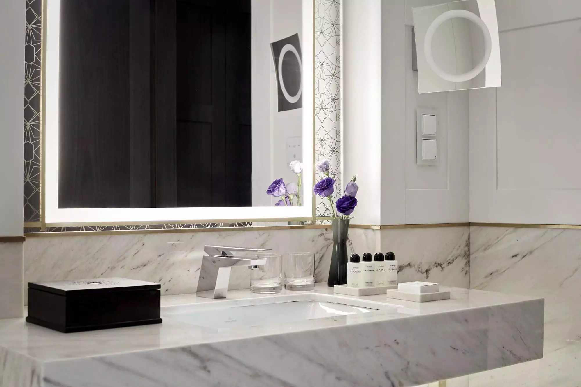 هتل الکساندر لاکچری کالکشن ایروان